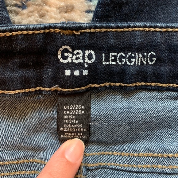 GAP Skinny Jeans - Picture 3 of 6